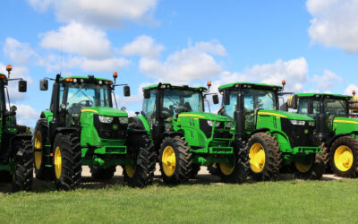 Automotrizes John Deere: Eficiência na colheita de milho